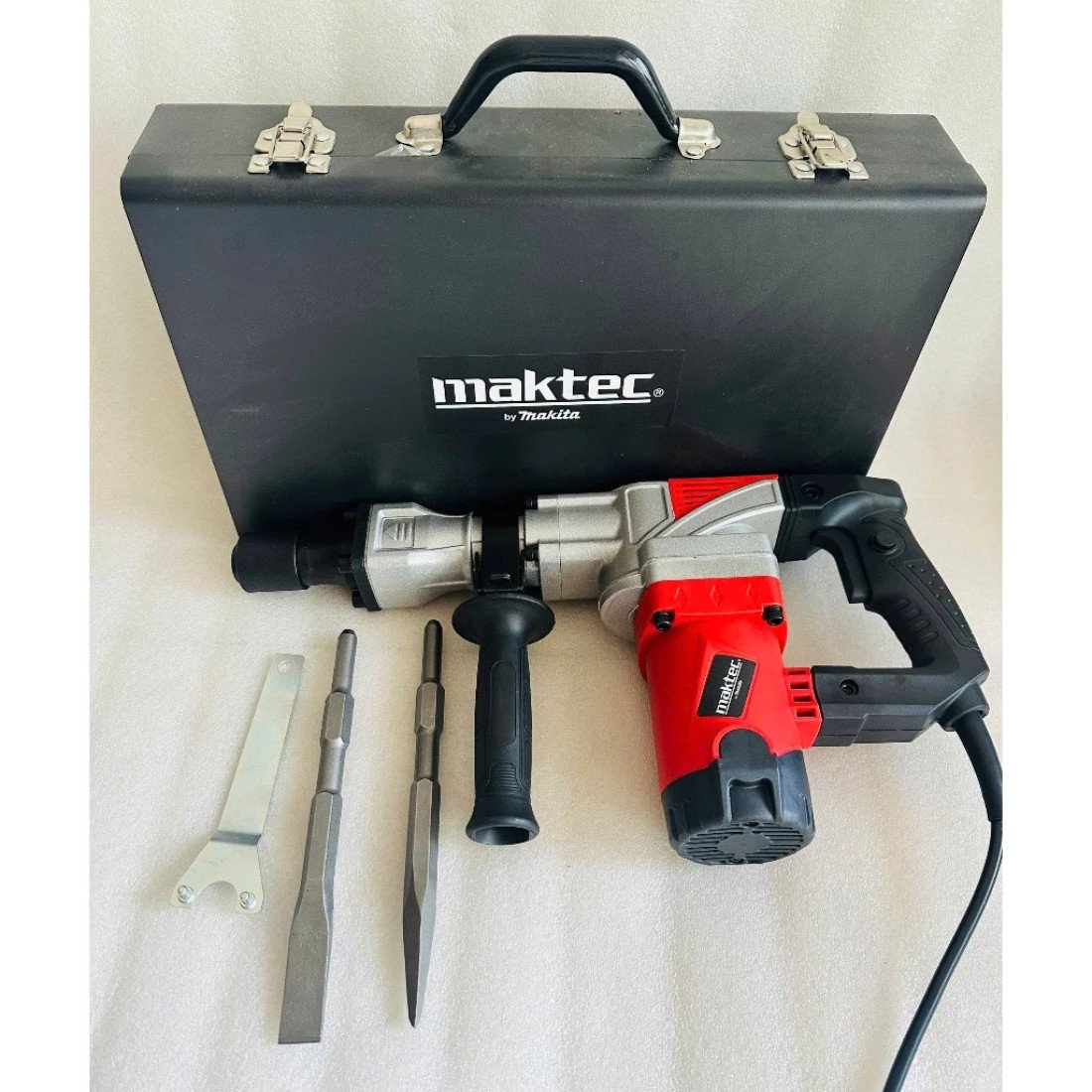 cho thue may duc be tong